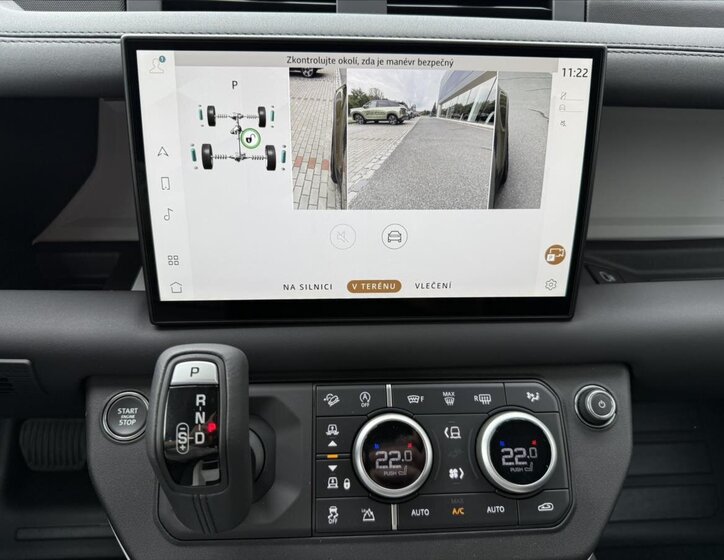 Land Rover Defender SUV / Terénní 3,0 l 147 kw
