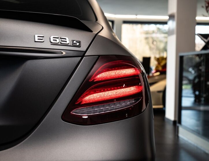 Mercedes-Benz Třídy E 24