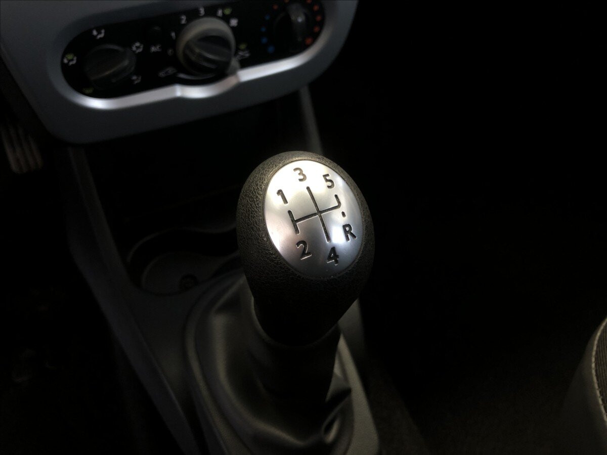 Dacia Sandero Hatchback 1,4 l 55 kw