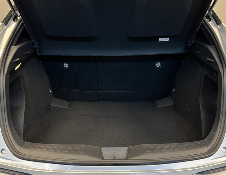 Toyota C-HR Hatchback 1,8 l 72 kw