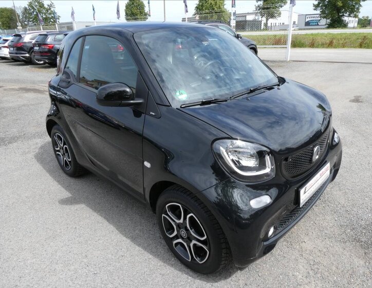 Smart Fortwo Hatchback 898,0 66 kw