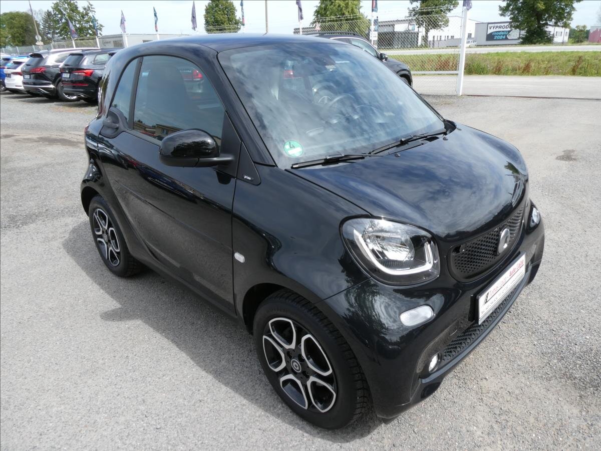 Smart Fortwo Hatchback 898,0 66 kw
