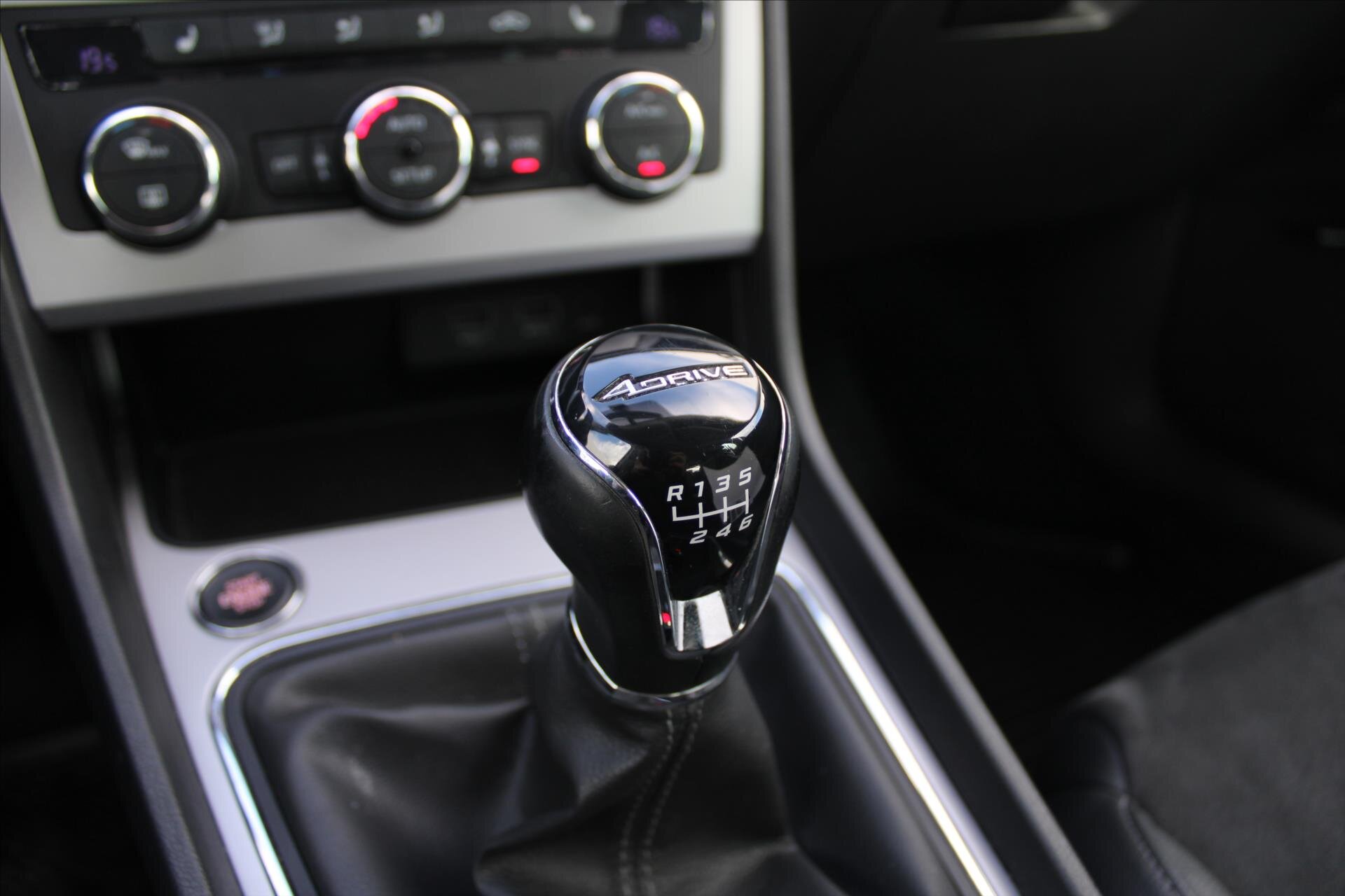 Seat Leon Kombi 2,0 l 110 kw