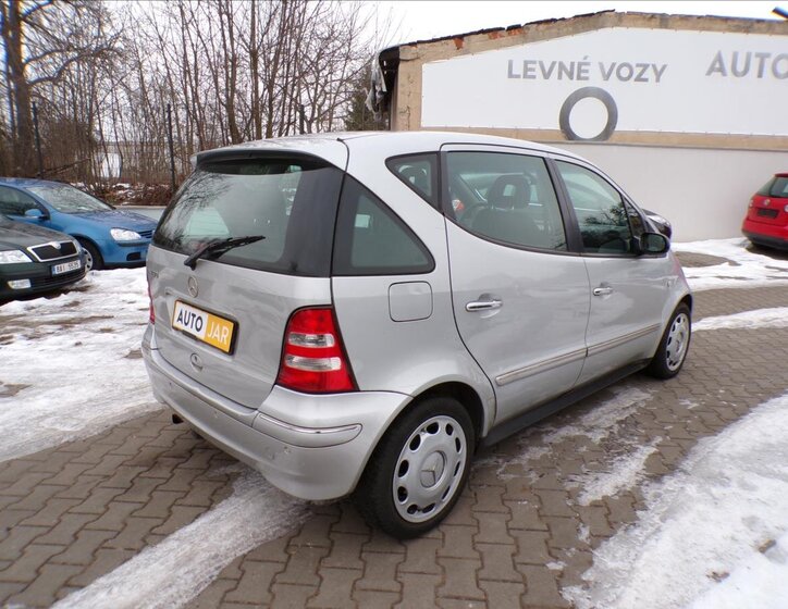 Mercedes-Benz Třídy A Kombi 1,6 l 75 kw