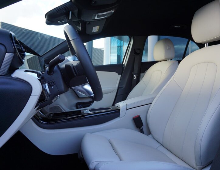 Mercedes-Benz Třídy A Hatchback 1,3 l 100 kw