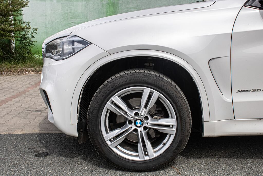 BMW X5 SUV / Terénní 3,0 l 190 kw