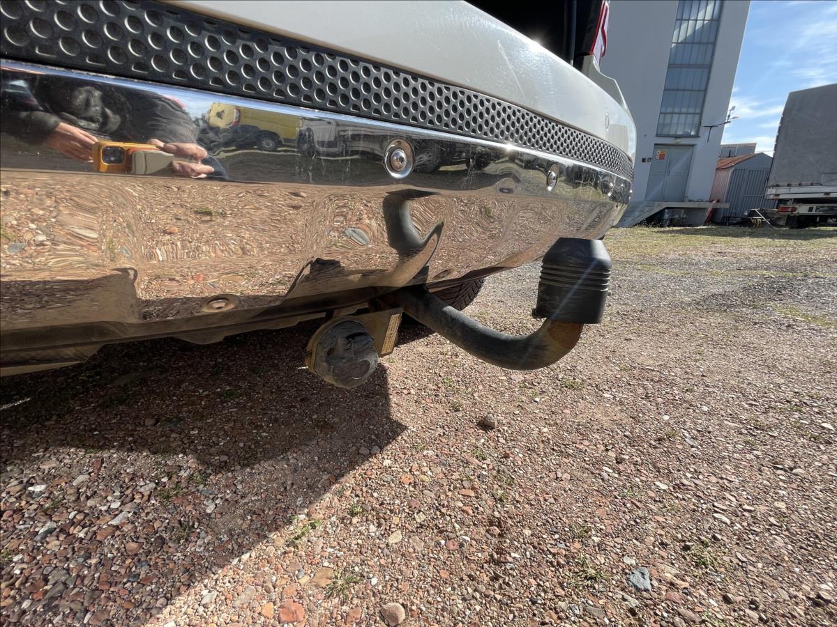 Mercedes-Benz Třídy M SUV 3,0 l 165 kw