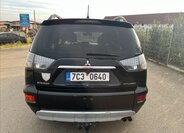 Mitsubishi Outlander 7