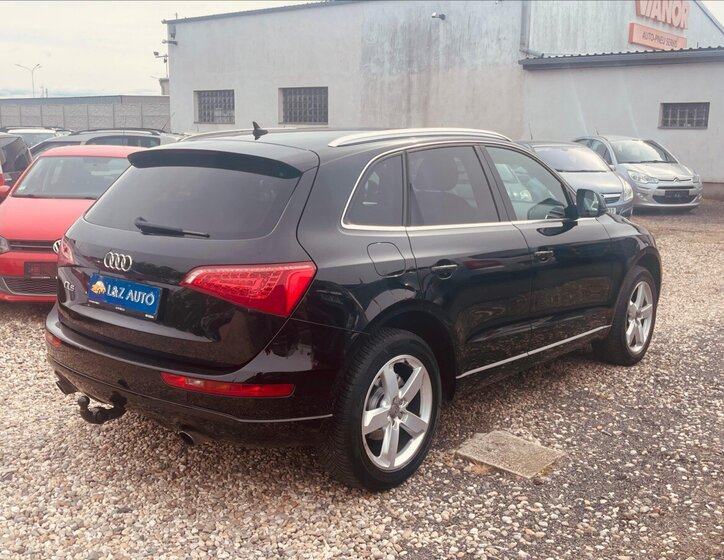 Audi Q5 SUV / Terénní 2,0 l 155 kw