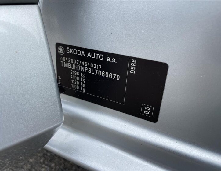 Škoda Superb Kombi 2,0 l 110 kw