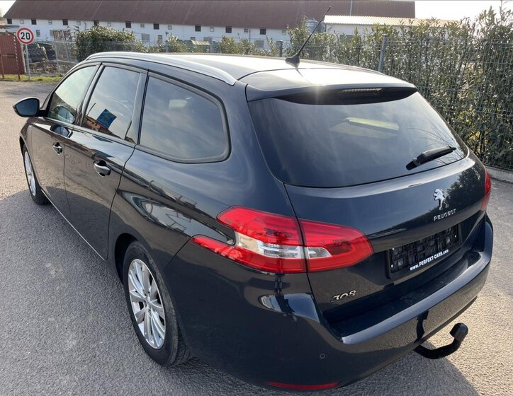 Peugeot 308 Kombi 1,5 l 96 kw
