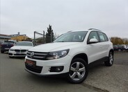 Volkswagen Tiguan 1