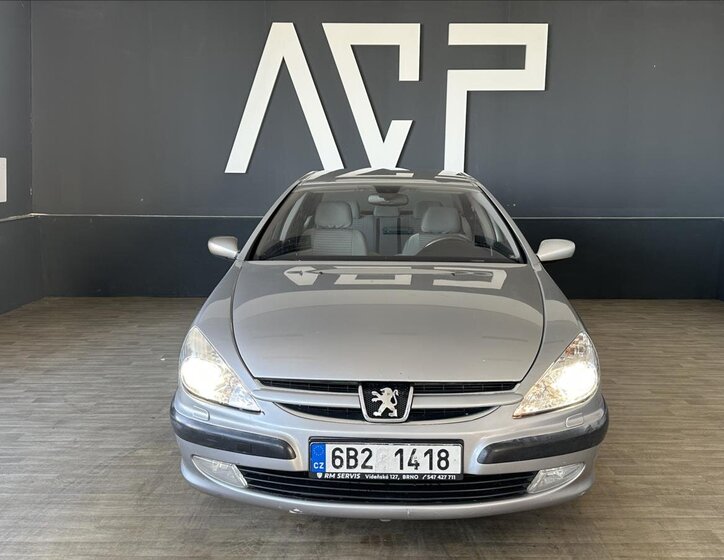 Peugeot 607 Sedan / Limuzína 2,2 l 98 kw