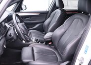 BMW Řada 2 11