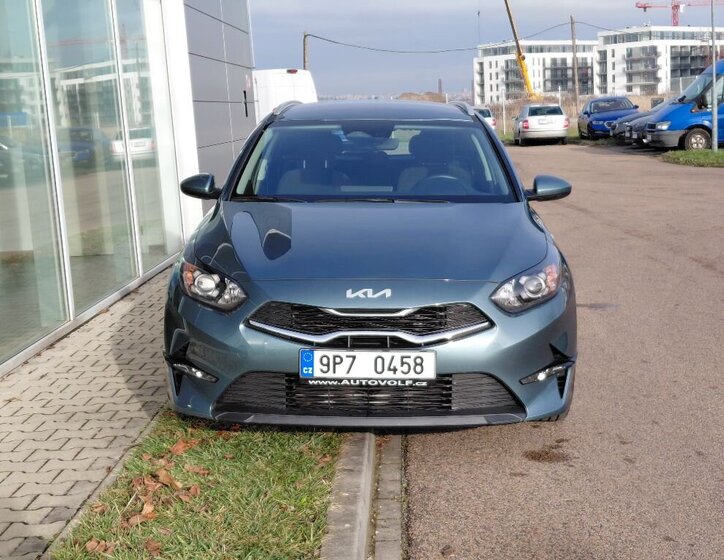 KIA Ceed 10