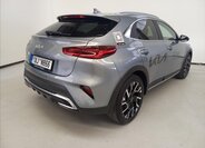 KIA XCeed 4
