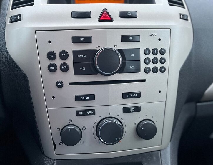 Opel Zafira MPV 1,9 l 88 kw