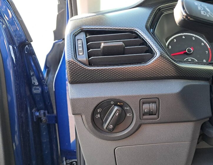 Volkswagen Ostatní Hatchback 999,0 85 kw