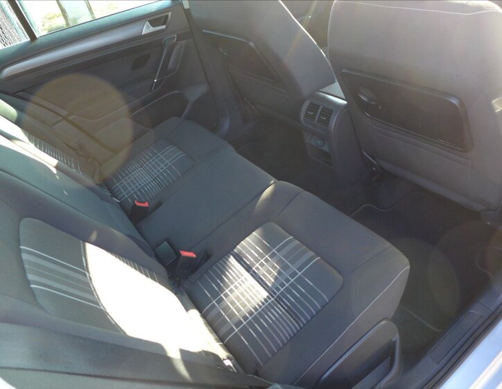 Volkswagen Golf Sportsvan Kombi 1,2 l 63 kw