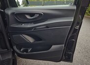 Mercedes-Benz Vito 14