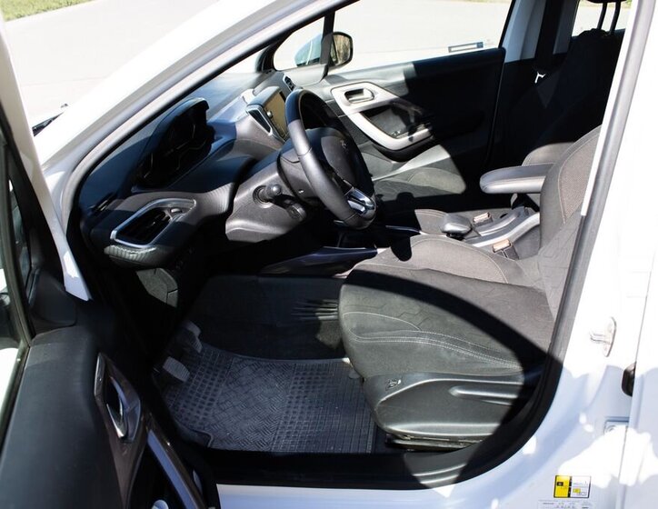 Peugeot 2008 SUV / Terénní 1,2 l 60 kw