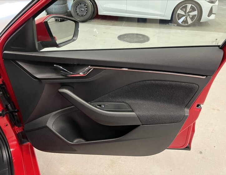 Škoda Scala Hatchback 999,0 85 kw