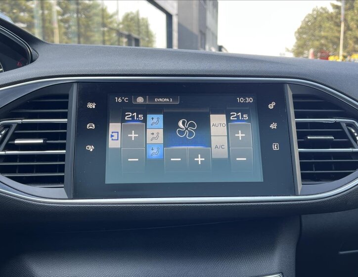 Peugeot 308 Kombi 1,6 l 88 kw