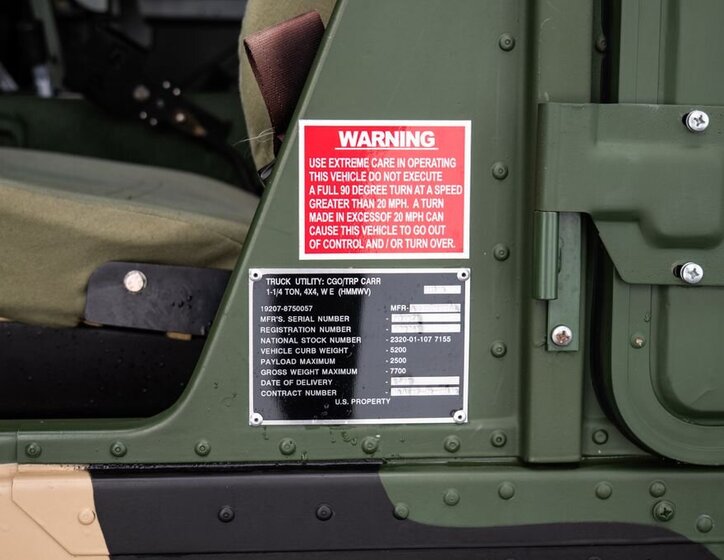 Hummer H1 SUV / Terénní 6,2 l 110 kw