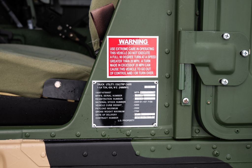 Hummer H1 SUV / Terénní 6,2 l 110 kw