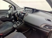 Lancia Y Hatchback 1,2 l 51 kw