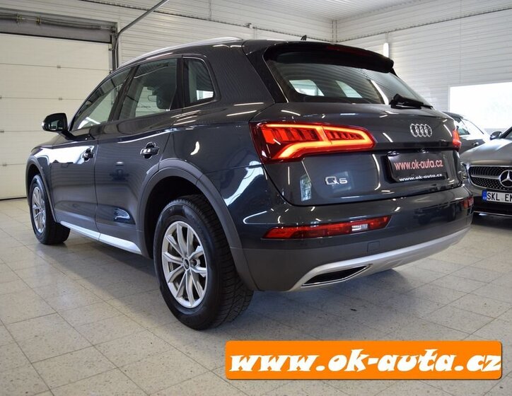 Audi Q5 SUV 2,0 l 0