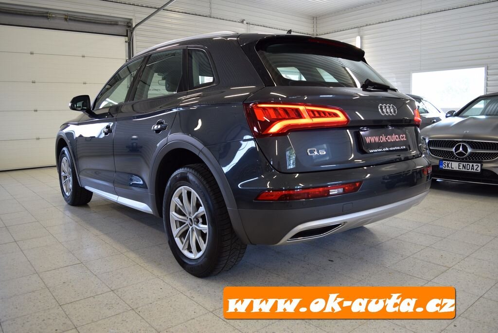 Audi Q5 SUV 2,0 l 0