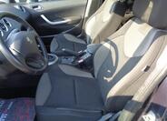 Peugeot 308 13