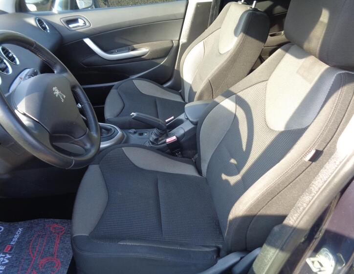Peugeot 308 13