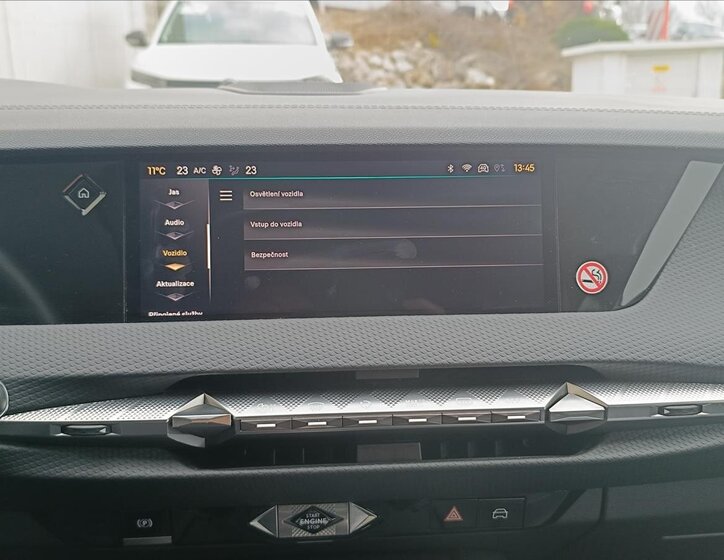 DS Automobiles DS4 Hatchback 1,6 l 133 kw