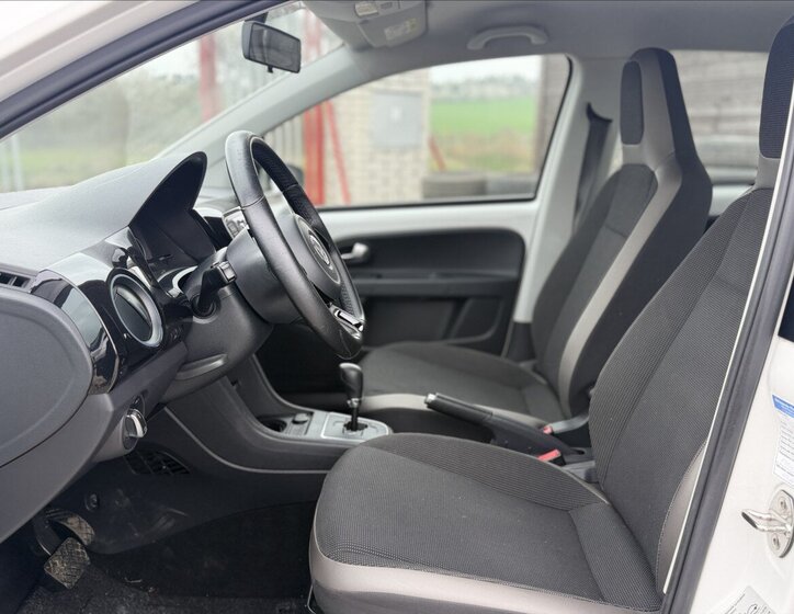 Volkswagen up! Hatchback 999,0 44 kw