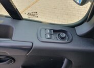 Nissan NV400 Sklápěč 2,3 l 107 kw