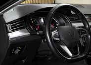 Volkswagen Passat 13