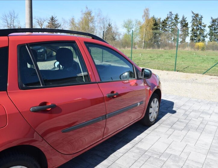 Renault Clio Kombi 1,1 l 74 kw