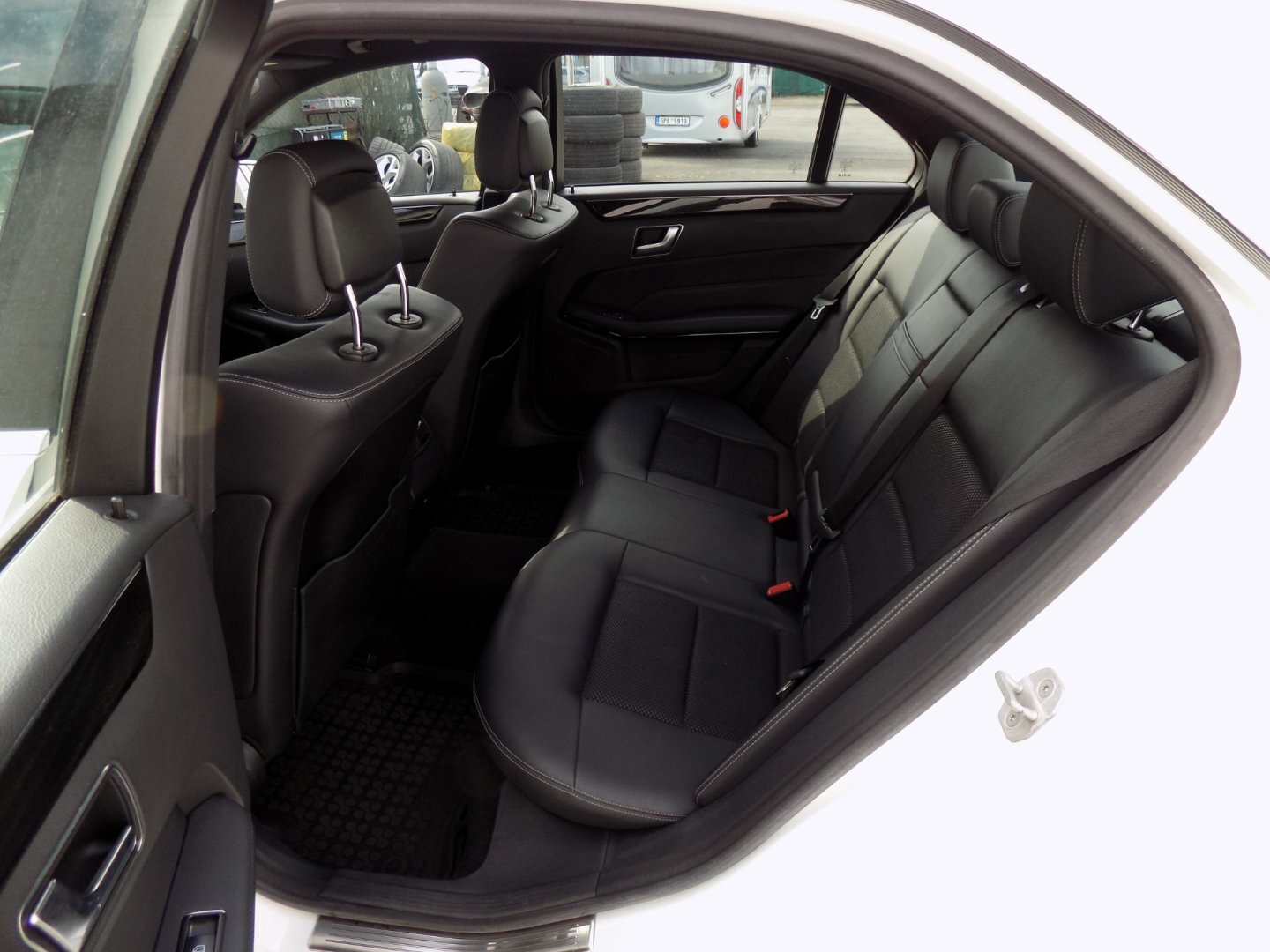 Mercedes-Benz Třídy E Sedan / Limuzína 2,1 l 125 kw