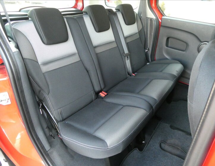 Renault Kangoo MPV 1,2 l 84 kw