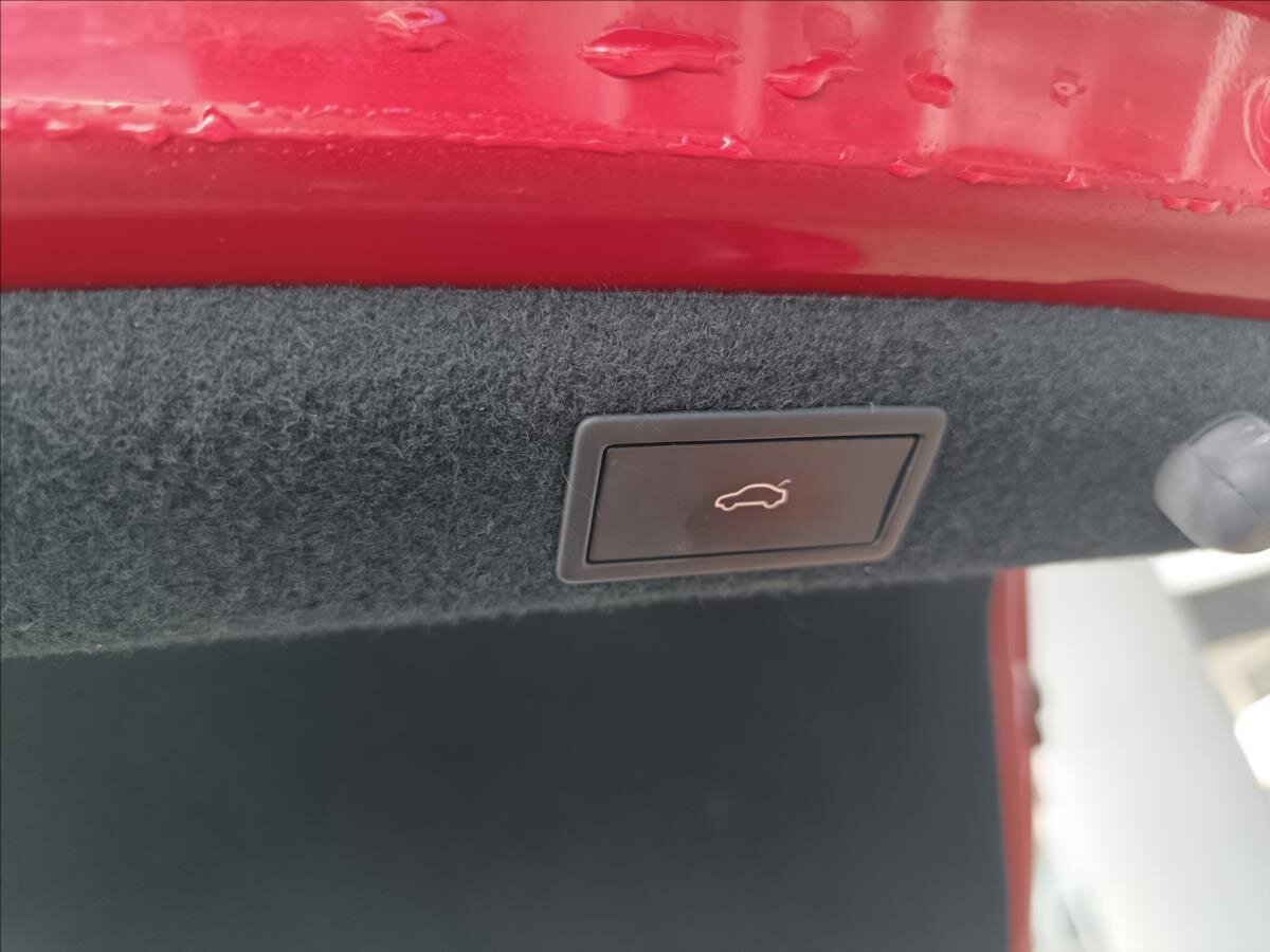 Škoda Superb Liftback 2,0 l 110 kw