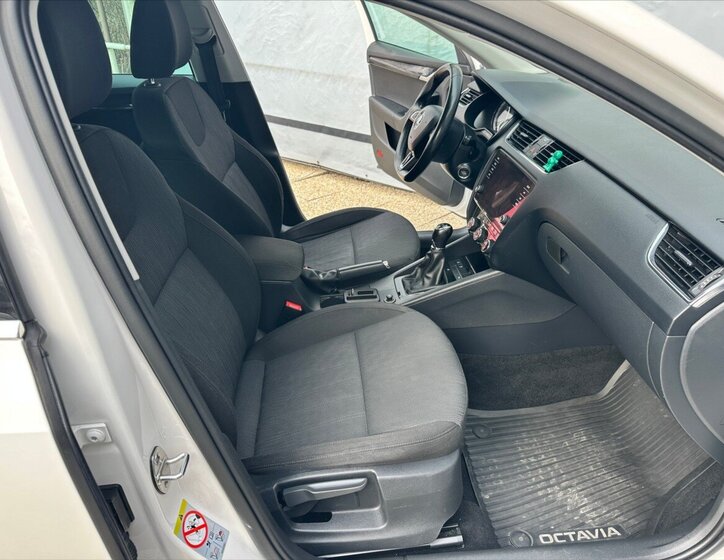 Škoda Octavia Kombi 1,6 l 85 kw