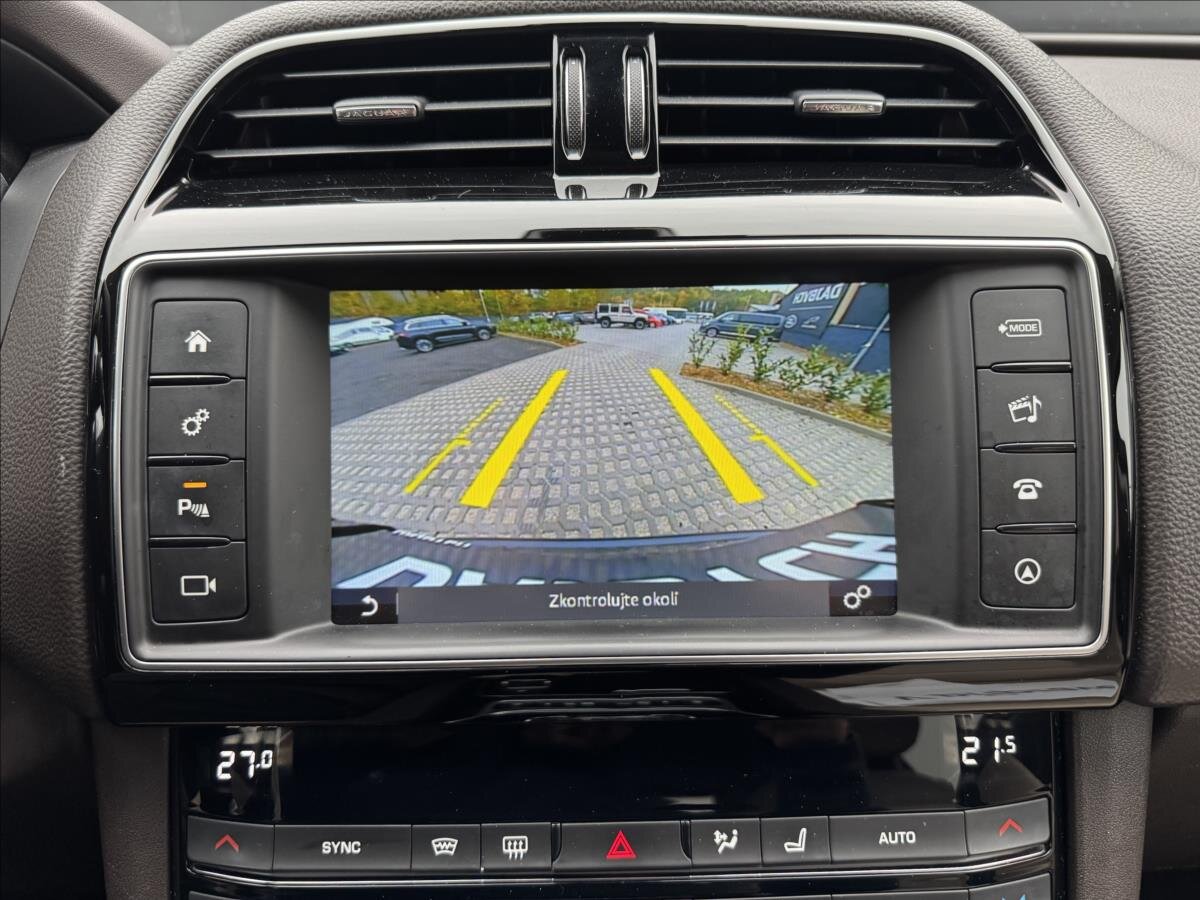 Jaguar F-Pace SUV 3,0 l 221 kw