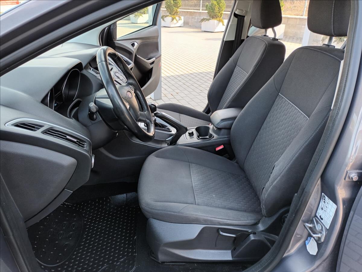 Ford Focus Kombi 998,0 92 kw