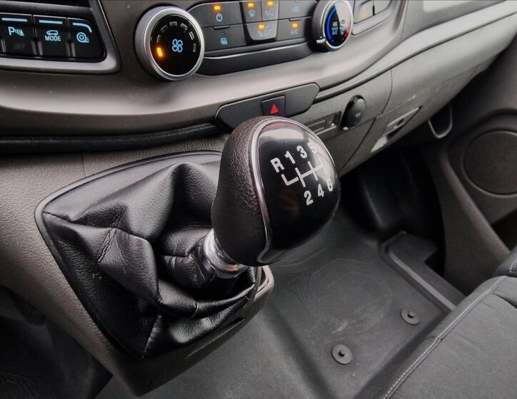 Ford Transit Custom Skříň 2,0 l 77 kw