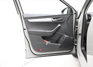 Škoda Karoq SUV 999,0 81 kw