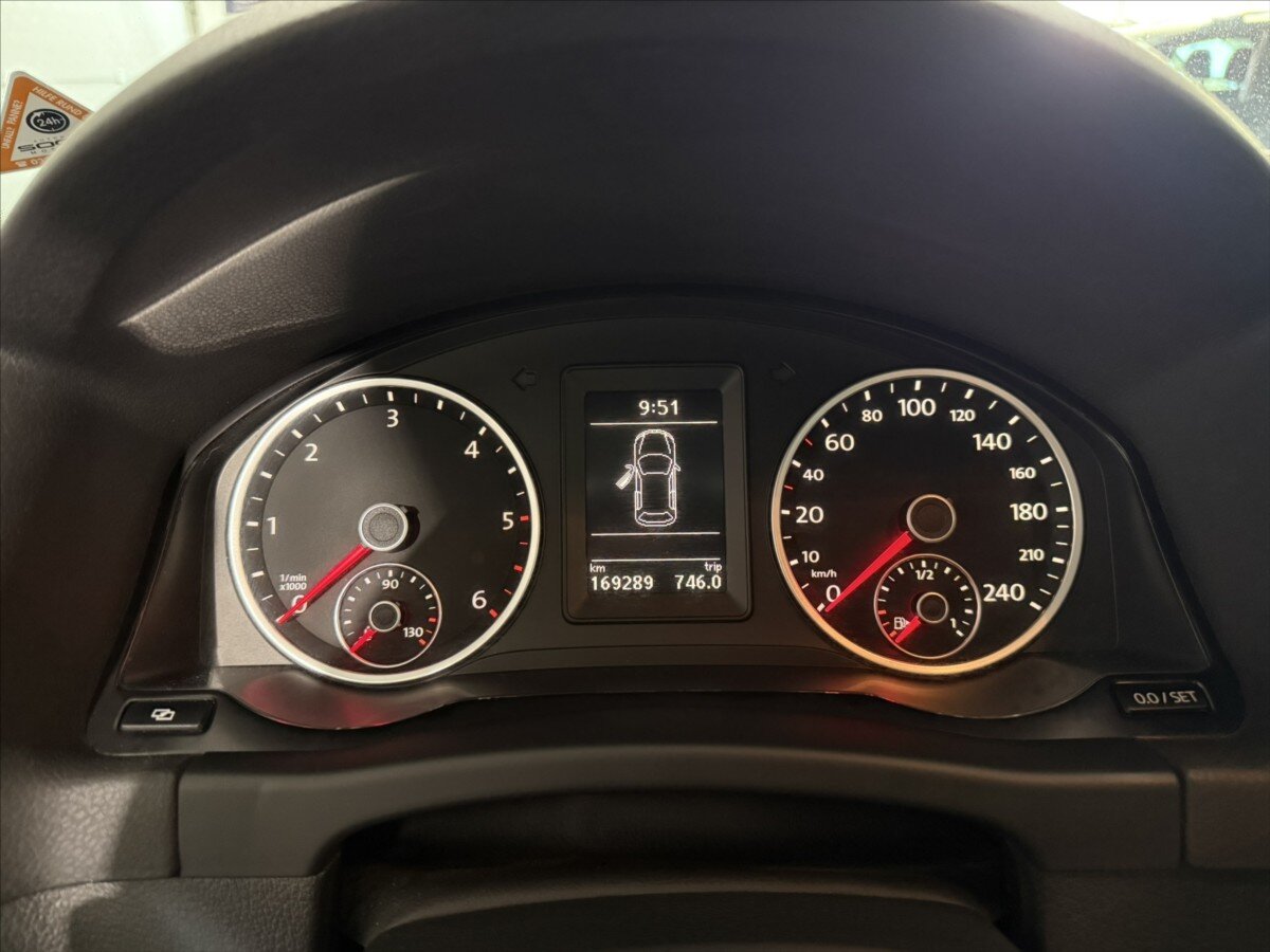Volkswagen Tiguan SUV / Terénní 2,0 l 125 kw