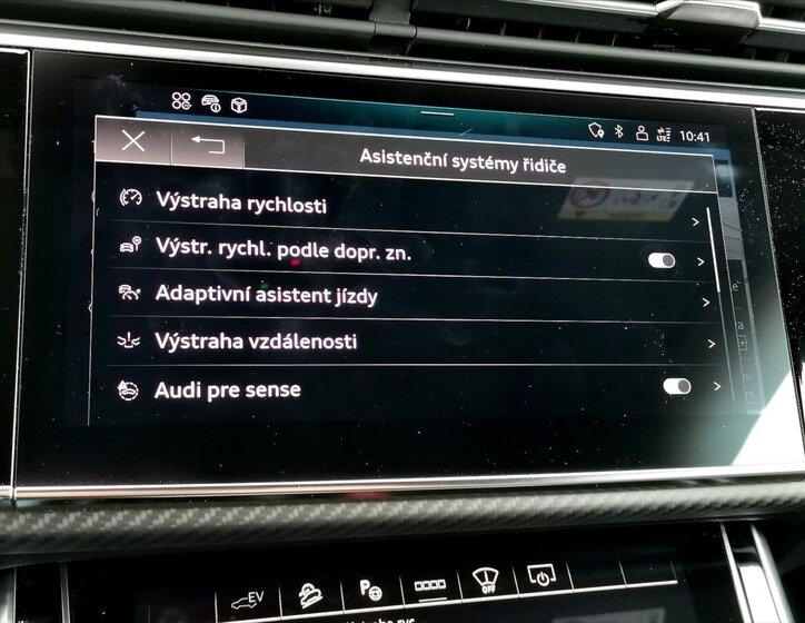 Audi Q8 SUV / Terénní 3,0 l 250 kw