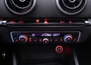 Audi S3 Hatchback 2,0 l 221 kw